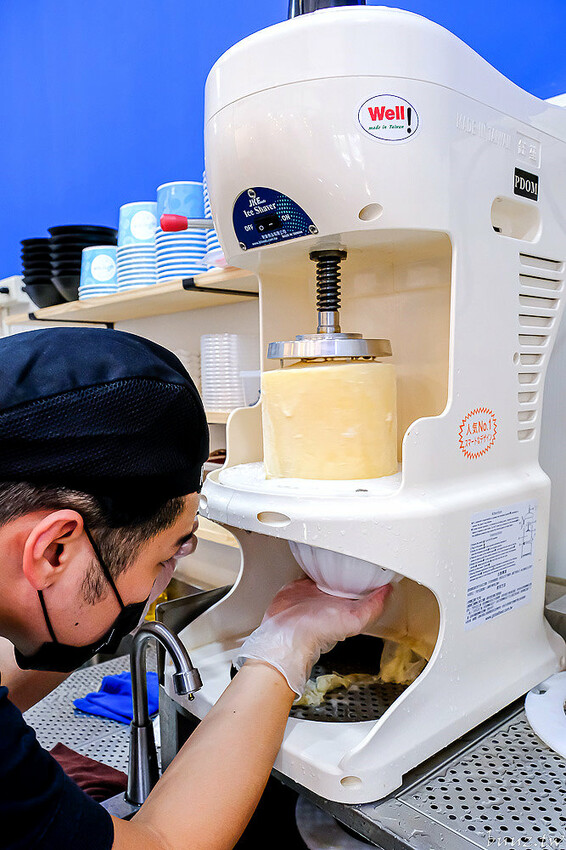 獨角獸雪怪冰、馬卡龍雪花冰,冰封仙果人氣雪花冰,粉色繽紛漸層,幫西瓜打針真可愛!