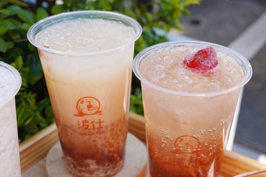 這家草莓季好用心!自家手工草莓醬有厲害,草莓蜜雪、草莓優啵、愛煉吐司,冬季燒仙草珍Q、珍香也來一杯~