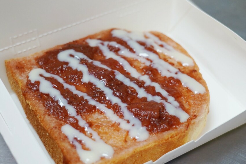 這家草莓季好用心!自家手工草莓醬有厲害,草莓蜜雪、草莓優啵、愛煉吐司,冬季燒仙草珍Q、珍香也來一杯~