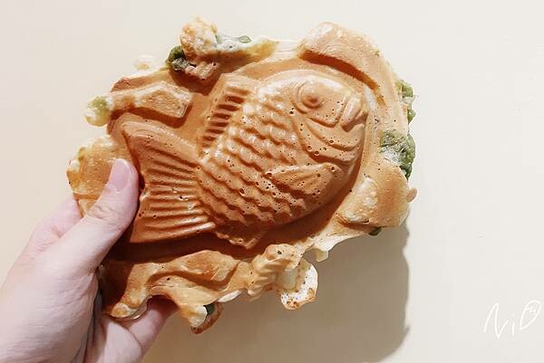 20211 貓吃魚鯛魚燒