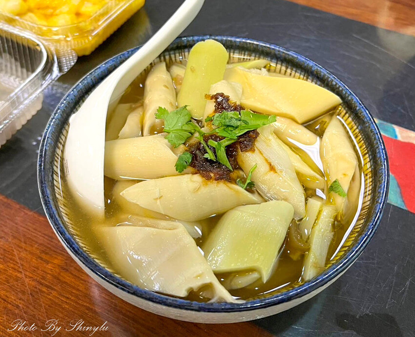 古色古香的客家菜餐廳,餐點不貴,好吃有創意