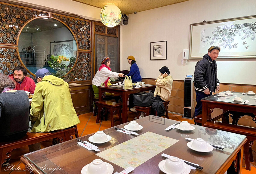古色古香的客家菜餐廳,餐點不貴,好吃有創意