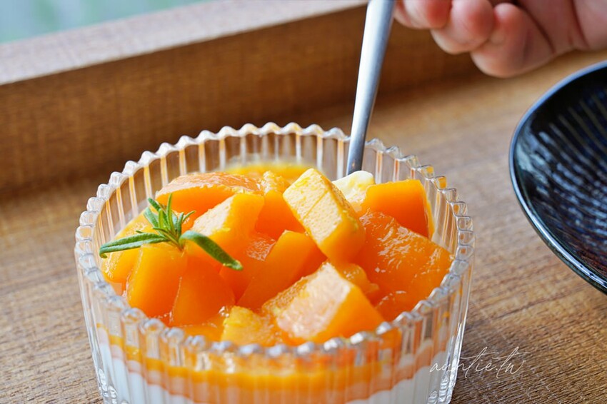 【台中】蜜境，看著稻浪喝咖啡，忘憂谷裡的秘境咖啡廳，貨櫃屋咖啡