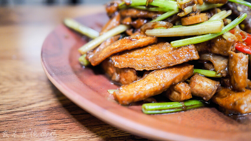 中原夜市美食,中原夜市平價美食,中壢熱炒推薦,中壢平價熱炒,中壢美食,中壢熱炒,中壢啤酒買二送一,中壢好吃熱炒,中壢好吃炒飯,中壢炒飯推薦