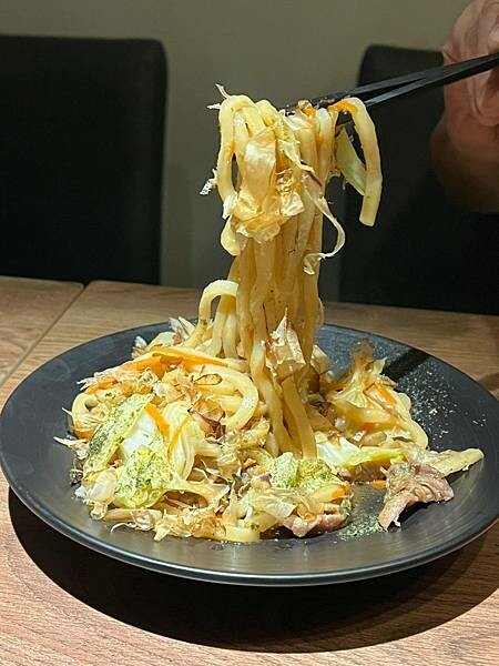 （大安居酒屋）梟夜串酒場～大安區日式深夜食堂！串燒、炸物、現炒美食通通有～梟夜菜單