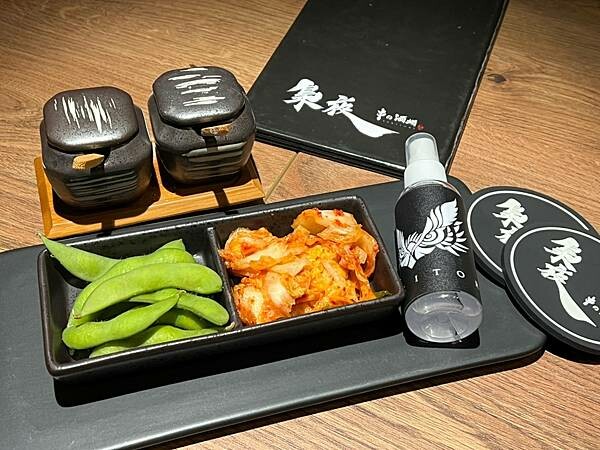 （大安居酒屋）梟夜串酒場～大安區日式深夜食堂！串燒、炸物、現炒美食通通有～梟夜菜單