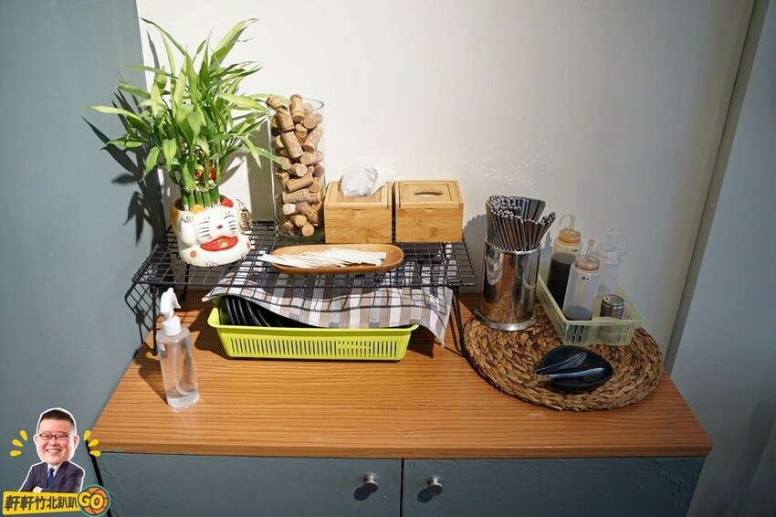 大推火牛滷豬腳乾拌麵.半筋半肉麵.剁蝦蒸餃 值得一訪再訪！