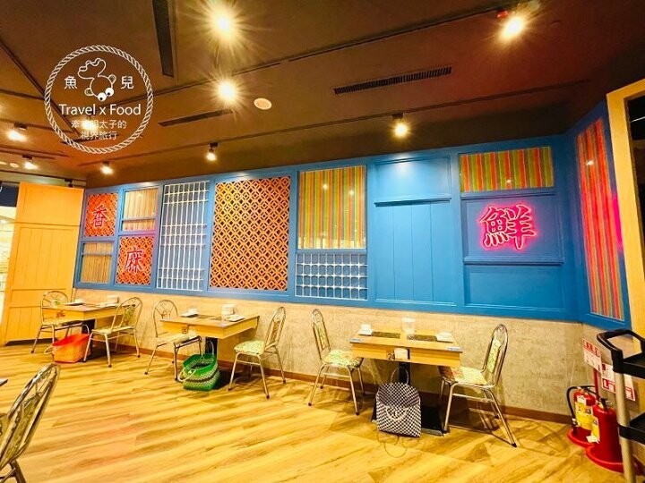 火鍋季開跑！一人獨享，多人聚會，這一小鍋（台茂店）剛剛好，多種湯頭任君選擇，湯頭對了煮什麼都美味～ @魚兒 x 牽手明太子的「視」界旅行