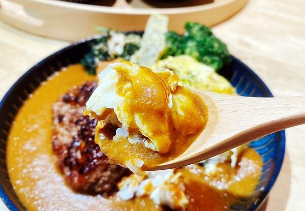 新莊美食推薦│喜歡咖哩-中港店-新莊超強咖哩-飲料沙瓦只要50元-新莊咖哩飯首選-35.jpg