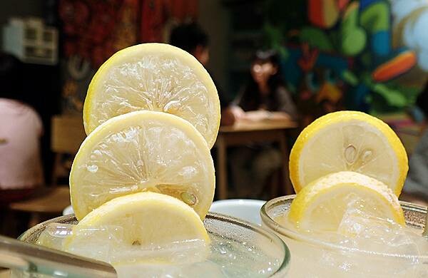 新莊美食推薦│喜歡咖哩-中港店-新莊超強咖哩-飲料沙瓦只要50元-新莊咖哩飯首選-18.jpg