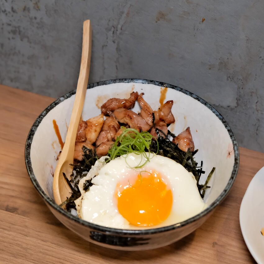 【林口美食推薦】鳥籠炭火燒鳥～林口日式平價串燒料理、超道地日式居酒屋～林口居酒屋推薦～附菜單
