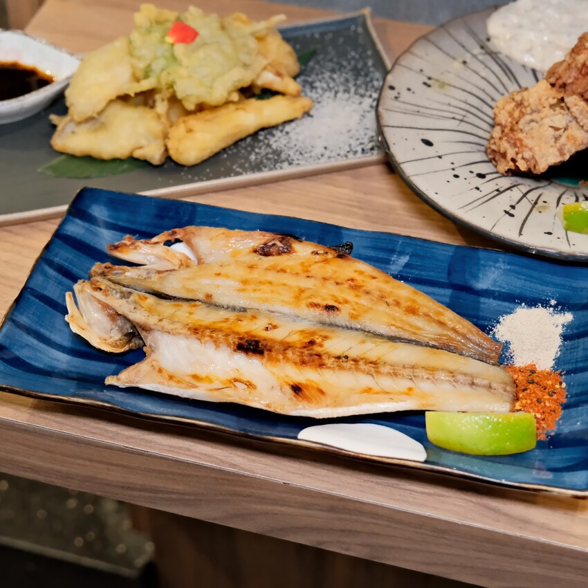 【林口美食推薦】鳥籠炭火燒鳥～林口日式平價串燒料理、超道地日式居酒屋～林口居酒屋推薦～附菜單