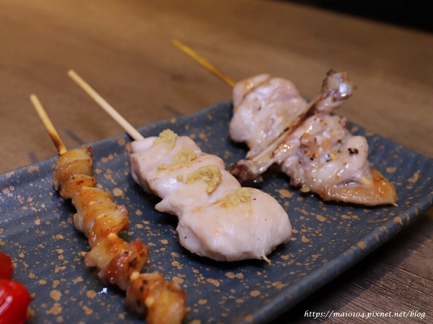 林口美食｜鳥籠炭火燒鳥～一週只營業五天的平價居酒屋，連平日也是滿滿人潮一位難求