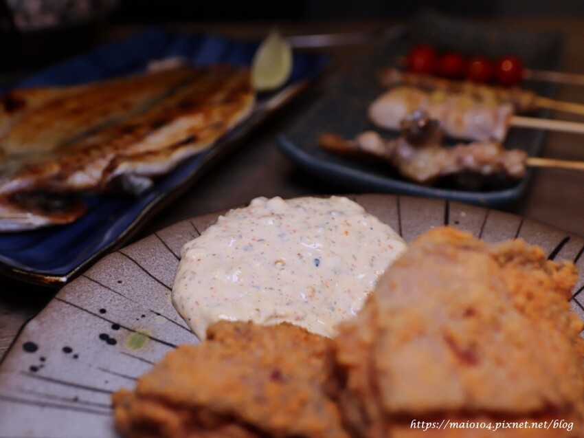 林口美食｜鳥籠炭火燒鳥～一週只營業五天的平價居酒屋，連平日也是滿滿人潮一位難求