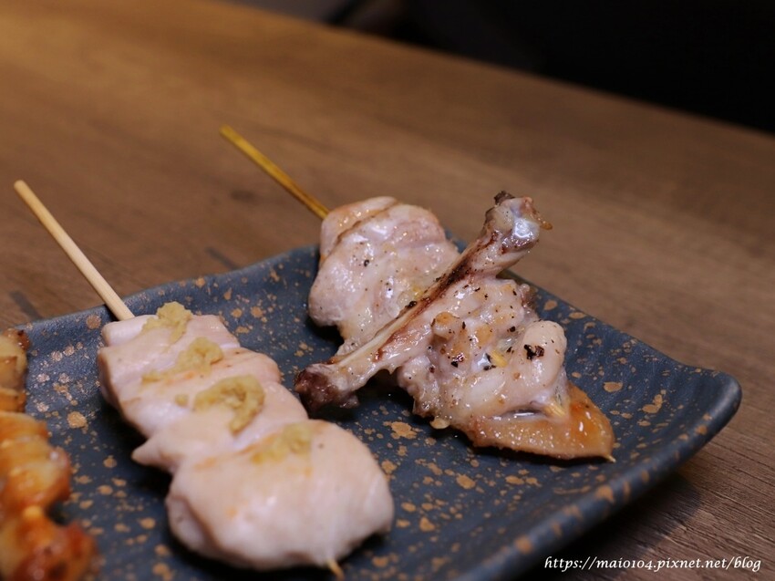 林口美食｜鳥籠炭火燒鳥～一週只營業五天的平價居酒屋，連平日也是滿滿人潮一位難求