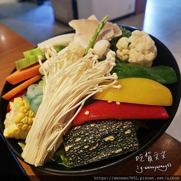 22-09-06-12-40-36-732_deco.jpg 22-09-06-12-40-36-732_deco.jpg