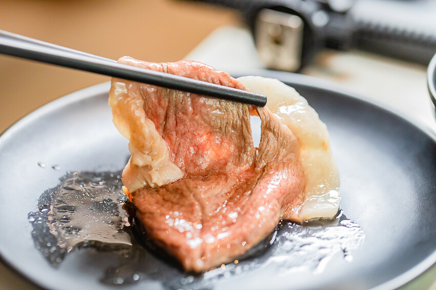 左營精品鍋物 x 奢華海陸饗宴 和牛干貝生蠔齊發 | 母親節禮物吃大餐免洗碗 – 花花世界鍋物 - 高雄旅遊王