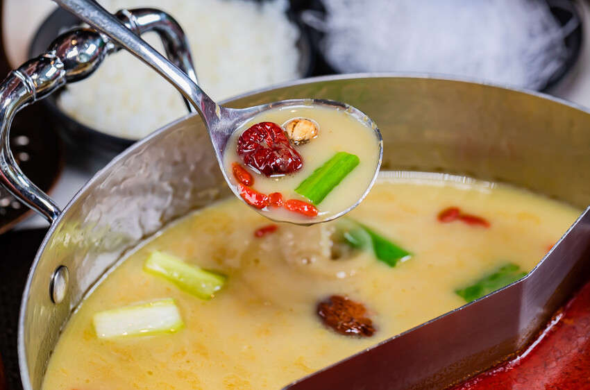 左營精品鍋物 x 奢華海陸饗宴 和牛干貝生蠔齊發 | 母親節禮物吃大餐免洗碗 – 花花世界鍋物 - 高雄旅遊王