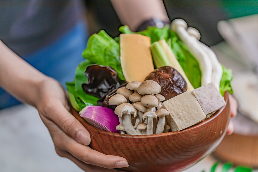左營精品鍋物 x 奢華海陸饗宴 和牛干貝生蠔齊發 | 母親節禮物吃大餐免洗碗 – 花花世界鍋物 - 高雄旅遊王