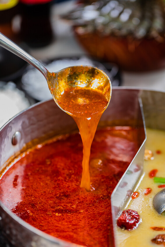 左營精品鍋物 x 奢華海陸饗宴 和牛干貝生蠔齊發 | 母親節禮物吃大餐免洗碗 – 花花世界鍋物 - 高雄旅遊王
