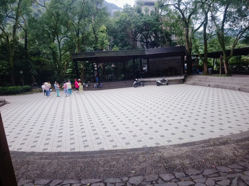 遊記：新北市三峽大板根森林遊樂園區，烤肉、踏青、玩水的好地方6/30前平日可以免費入園