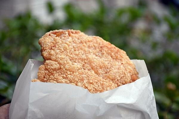 高雄市鼓山區高雄鹽酥雞推薦【爆力雞－台式鹽酥雞總部】瑞豐商圈必吃美食！在爆力雞沒有選擇障礙，只有每天都想吃的障礙