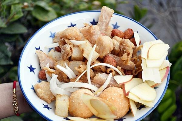 高雄市鼓山區高雄鹽酥雞推薦【爆力雞－台式鹽酥雞總部】瑞豐商圈必吃美食！在爆力雞沒有選擇障礙，只有每天都想吃的障礙