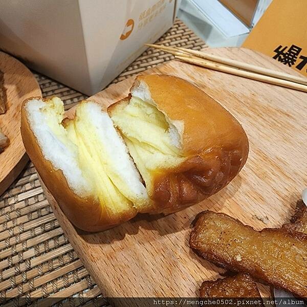 爆力台式鹽酥雞-高雄鼓山瑞豐夜市附近大塊又多汁的爆力雞排和宵夜炸物，吃一口就令人驚艷的美味