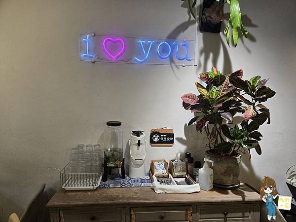 桃園咖啡廳推薦！桃園老宅福森院子迷你植物園必拍，藝文特區早午餐秘境。