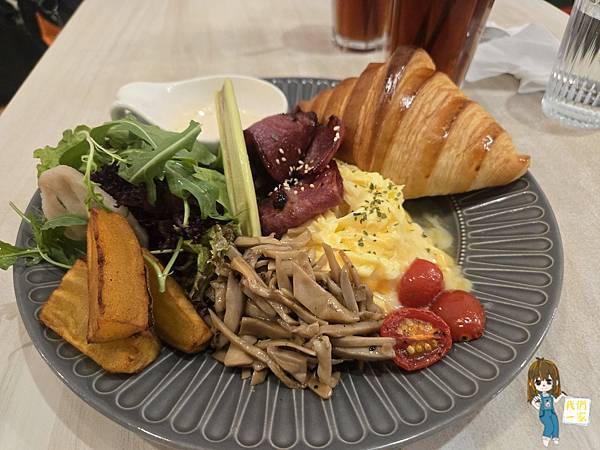 桃園咖啡廳推薦！桃園老宅福森院子迷你植物園必拍，藝文特區早午餐秘境。