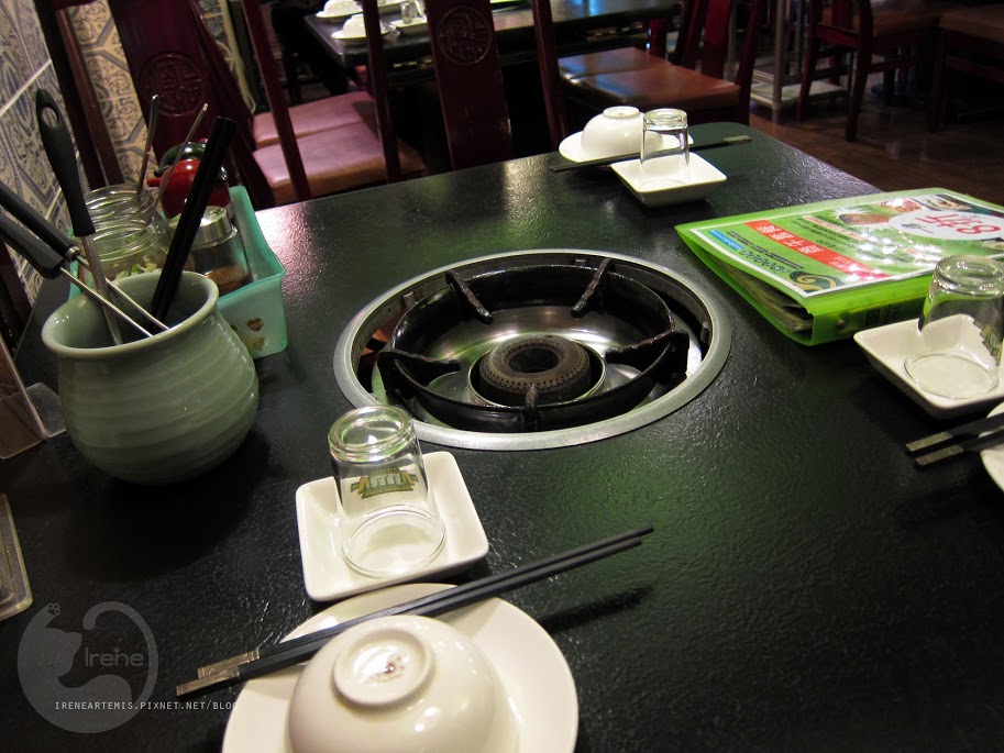 捷運南京復興站 | 私宅打邊爐 ．超香濃黃金咖哩鍋 老房子裡的港式火鍋店