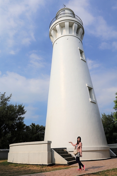 白沙岬燈塔:【桃園觀音景點】白沙岬燈塔~浪漫的唯美地中海公廁,白如雪的純淨燈塔,台灣本島最西美拍取景勝地