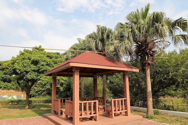 白沙岬燈塔:【桃園觀音景點】白沙岬燈塔~浪漫的唯美地中海公廁,白如雪的純淨燈塔,台灣本島最西美拍取景勝地