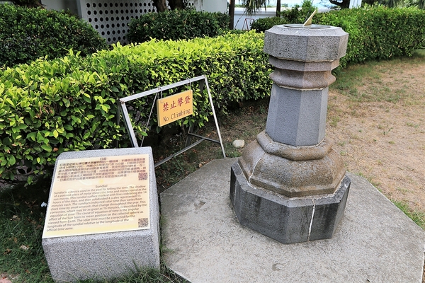 白沙岬燈塔:【桃園觀音景點】白沙岬燈塔~浪漫的唯美地中海公廁,白如雪的純淨燈塔,台灣本島最西美拍取景勝地