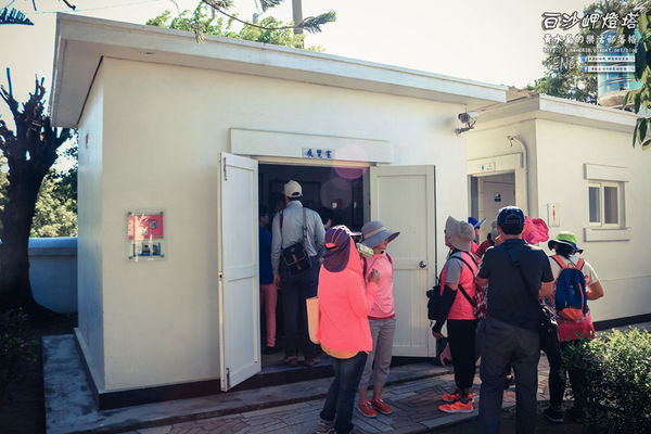 白沙岬燈塔｜桃園市觀音區必遊景點推薦；始建於日治初時期西元1899年；謝謝你，是你照亮我星球。