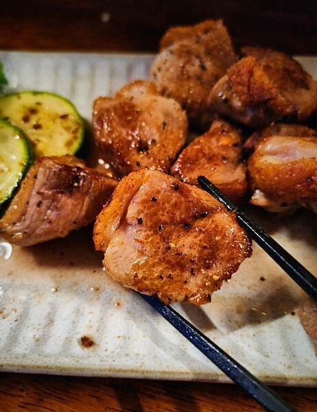 /tmp/phpBouvHt /tmp/phpBouvHt