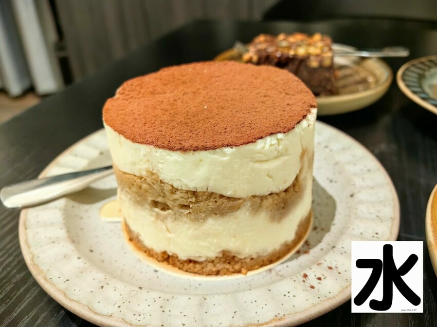 【食記】台中西屯區湮云咖啡Lost Cloud # Café Shop@西屯湮云 Lostcloud Cafe 輕鬆享受精品咖啡&手作甜點&活動包場