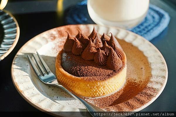 {臺中美食}台中西屯區咖啡廳推薦:湮云 Lostcloud