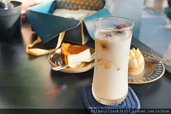 {臺中美食}台中西屯區咖啡廳推薦:湮云 Lostcloud