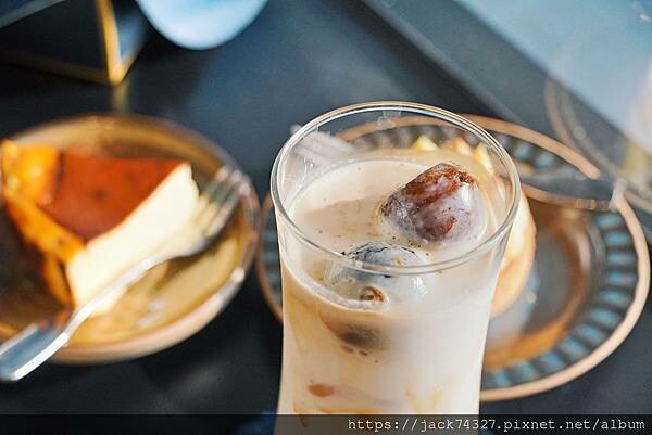 {臺中美食}台中西屯區咖啡廳推薦:湮云 Lostcloud