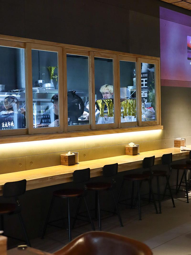 新竹台式居酒屋,邊境串燒湖口,美味串燒、包廂歡唱超滿足