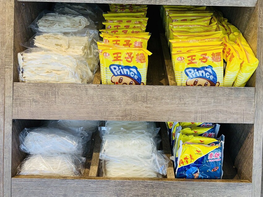 【桃園滷味】易牙三杯炒滷味,中正路桃園觀光夜市商圈滷味推薦,先滷再炒三杯滷味,宵夜/下酒菜/晚餐都超美