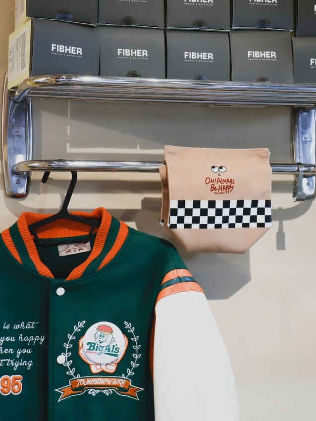 20220605_194029_462.jpg 20220605_194029_462.jpg