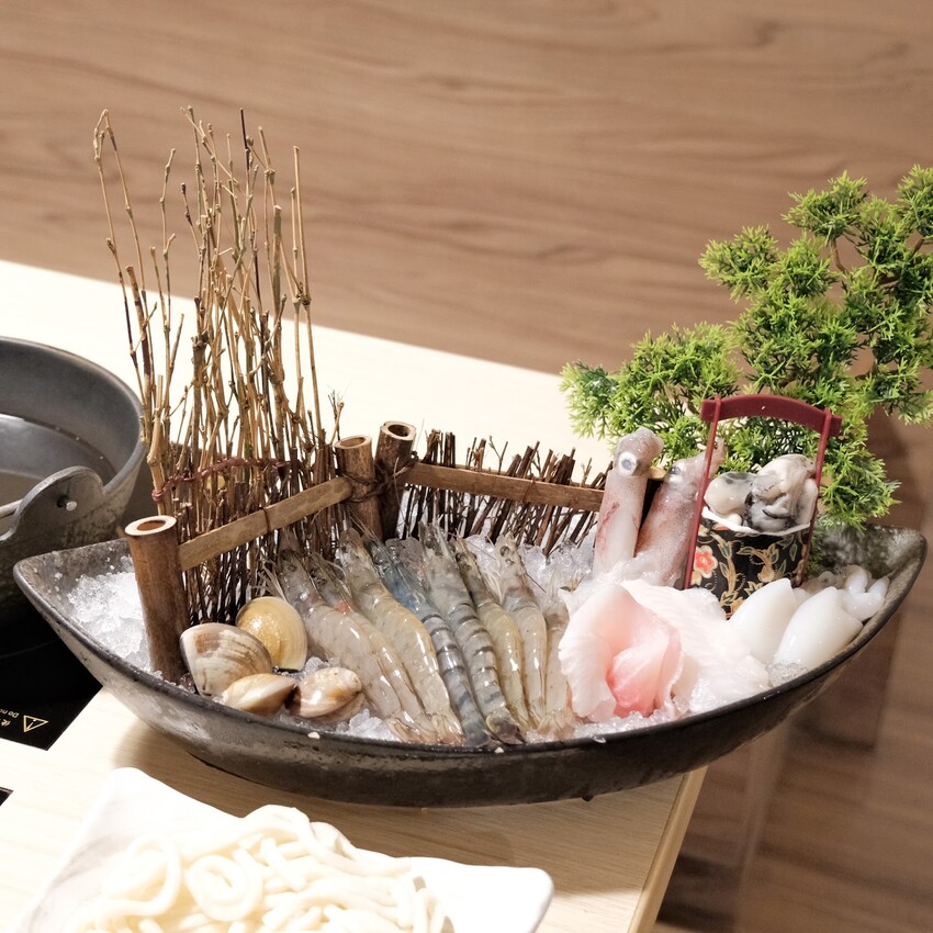 【民生社區火鍋推薦】參木鍋物～飲料、茶凍、明治冰淇淋、自助吧吃到飽！湯頭肉質超美味、松山必吃美食！