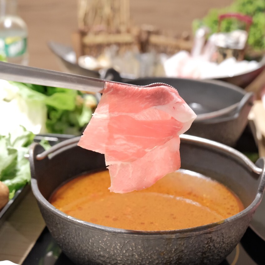 【民生社區火鍋推薦】參木鍋物～飲料、茶凍、明治冰淇淋、自助吧吃到飽！湯頭肉質超美味、松山必吃美食！