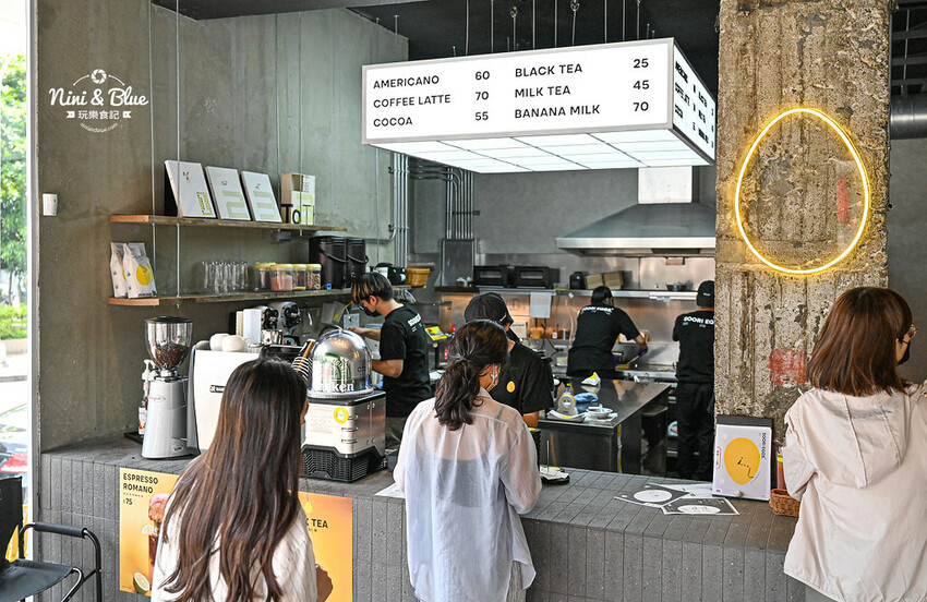 SOORI EGGS 酥力蛋餅 | 台中西屯酥皮蛋餅、肉蛋吐司，台灣傳統美食也能變成時髦早餐咖啡館 @Nini and Blue  玩樂食記