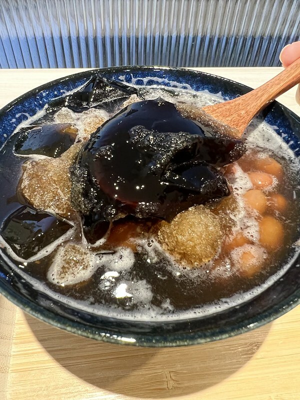 【台灣，桃園市，楊梅區】澎湃豆花楊梅店，豆花、嫩仙草吃到飽的網美豆花店。（楊梅美食&am