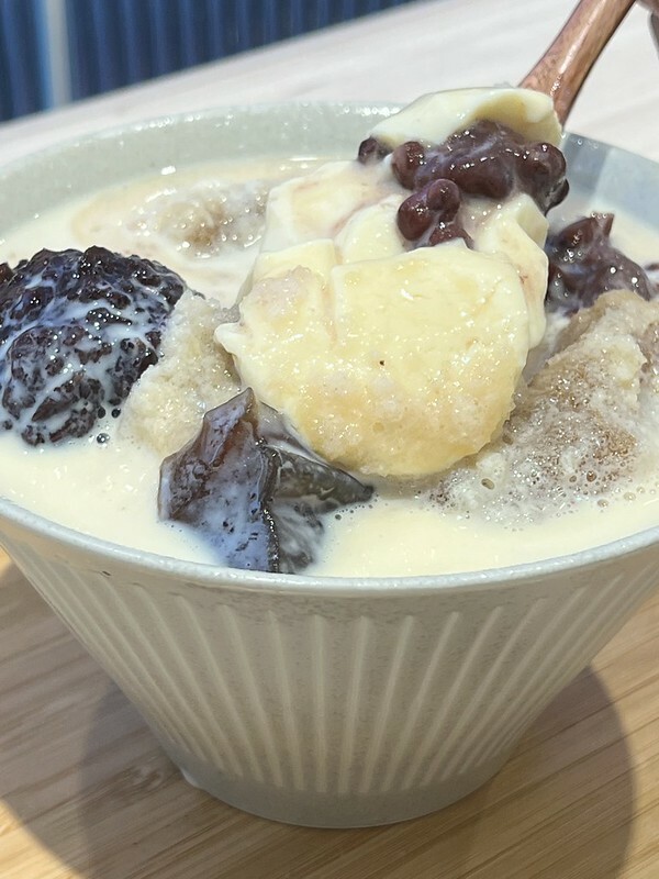 【台灣，桃園市，楊梅區】澎湃豆花楊梅店，豆花、嫩仙草吃到飽的網美豆花店。（楊梅美食&am