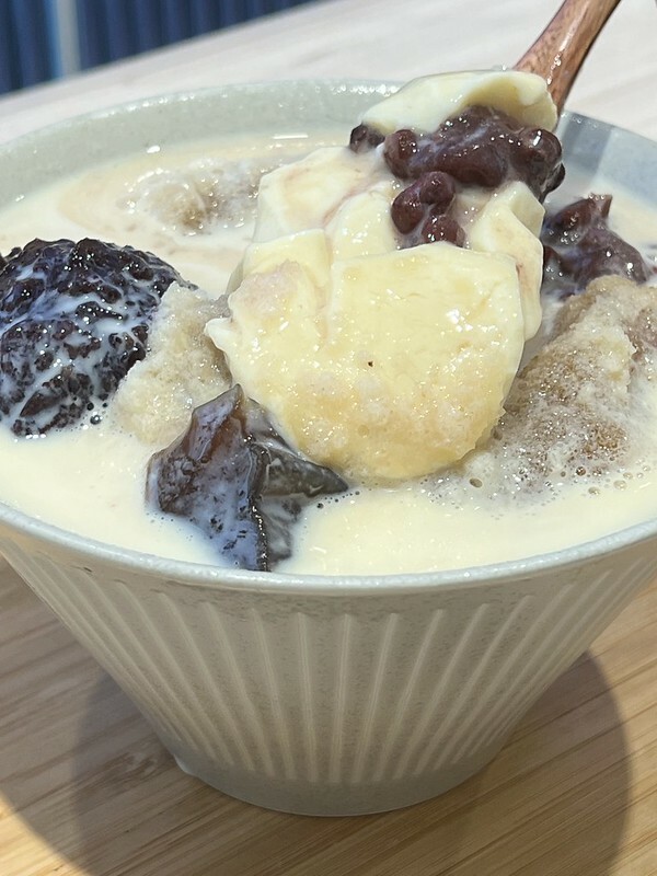 【台灣，桃園市，楊梅區】澎湃豆花楊梅店，豆花、嫩仙草吃到飽的網美豆花店。（楊梅美食&am