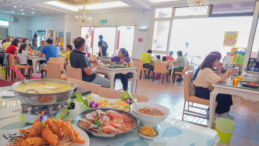 屏東美食|屏東景點《黃金蝦無毒泰國蝦餐廳》吃泰國蝦料理~免費玩旋轉木馬、小火車,親子友善餐廳 @緹雅瑪 美食旅遊趣